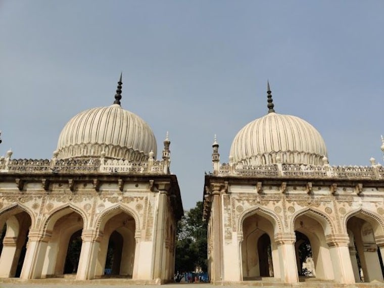 Qutb Shahi Tombs_5